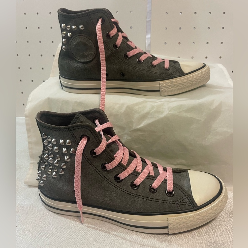 Converse Women's High Top Sneakers in Charcoal with Pink Laces